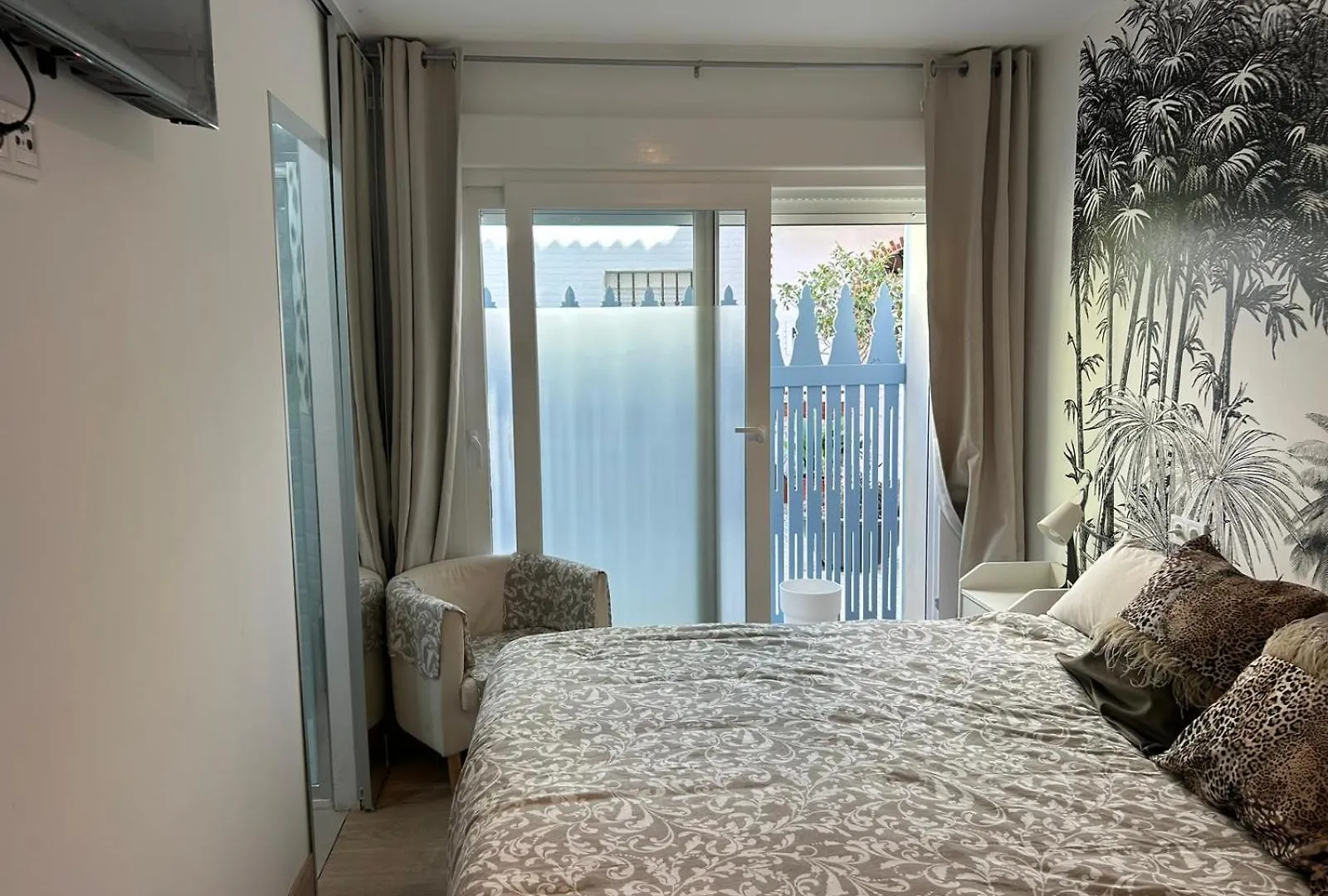La Maison Del Mar Guest House Málaga Quarto em Acomodações Particulares
