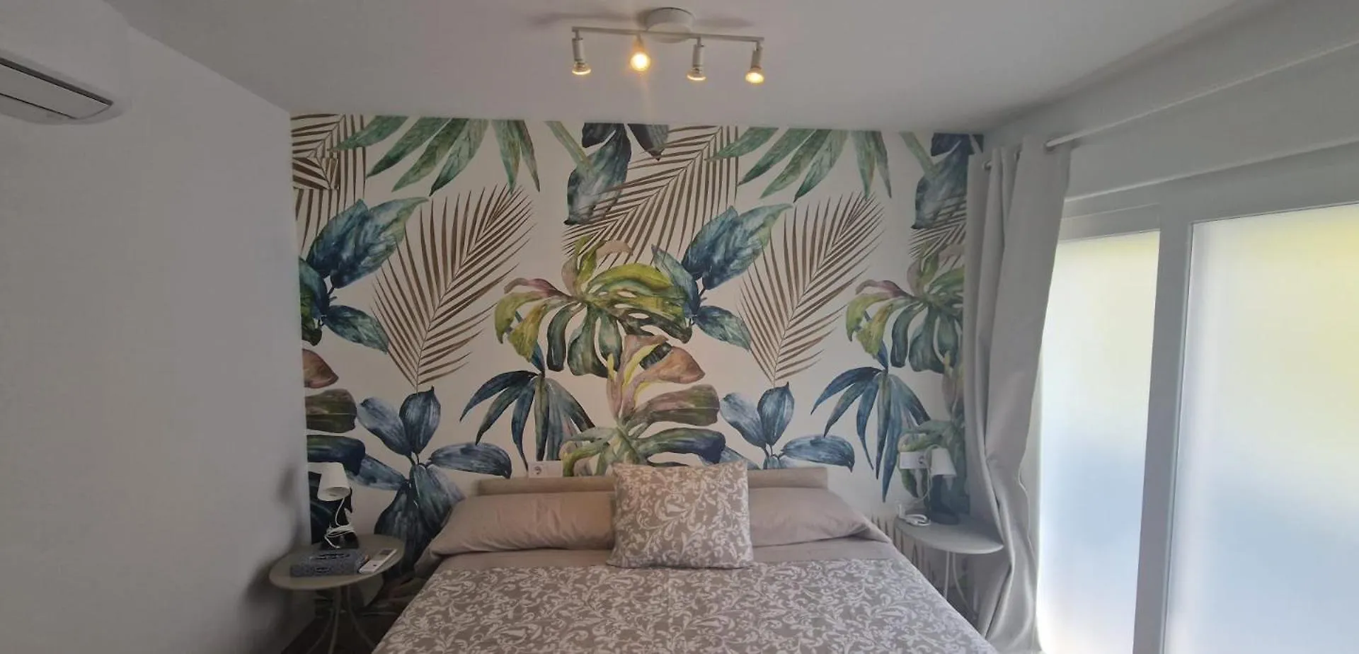 La Maison Del Mar Guest House Malaga Homestay