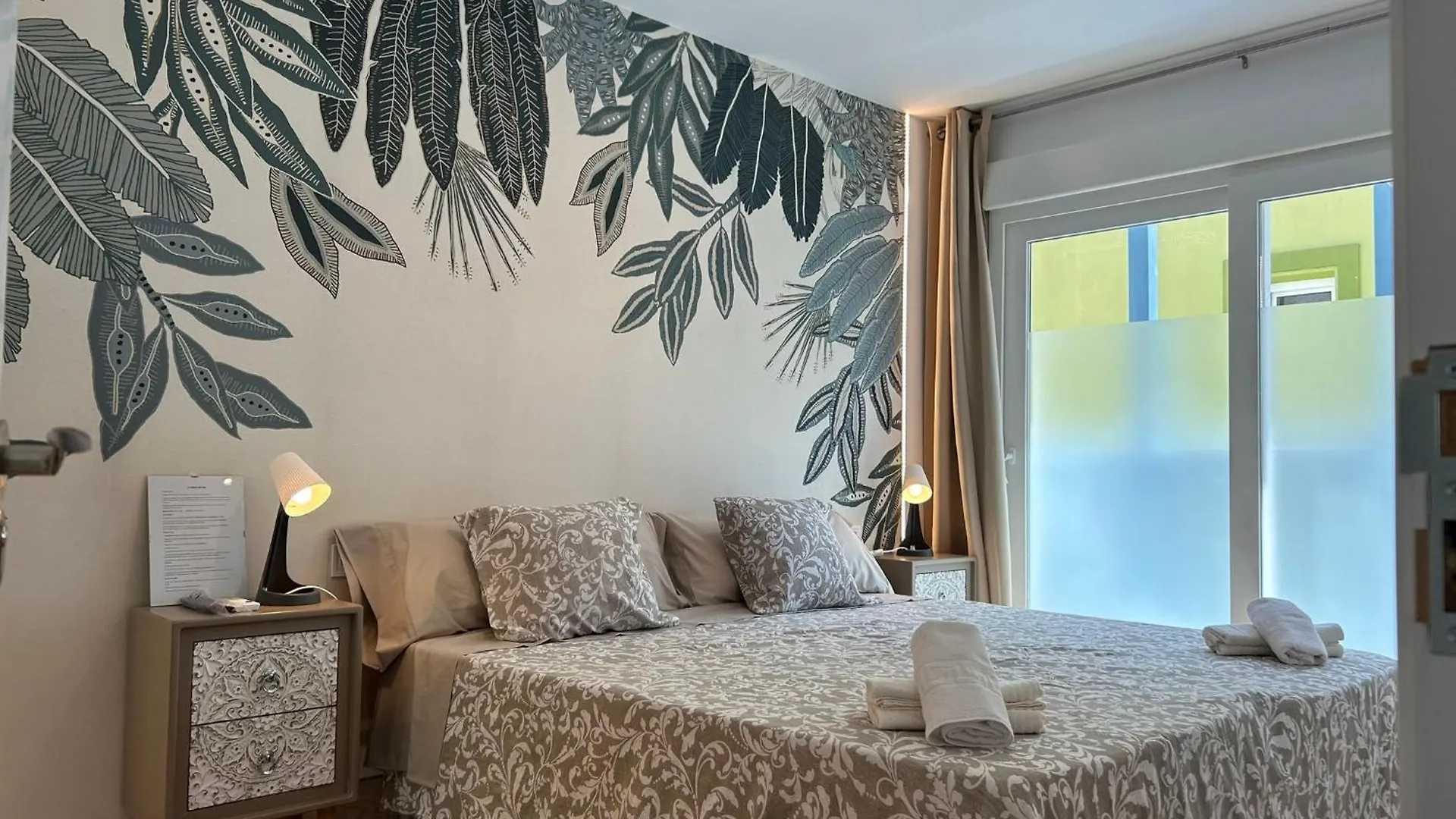 Ubytování v soukromí La Maison Del Mar Guest House Màlaga